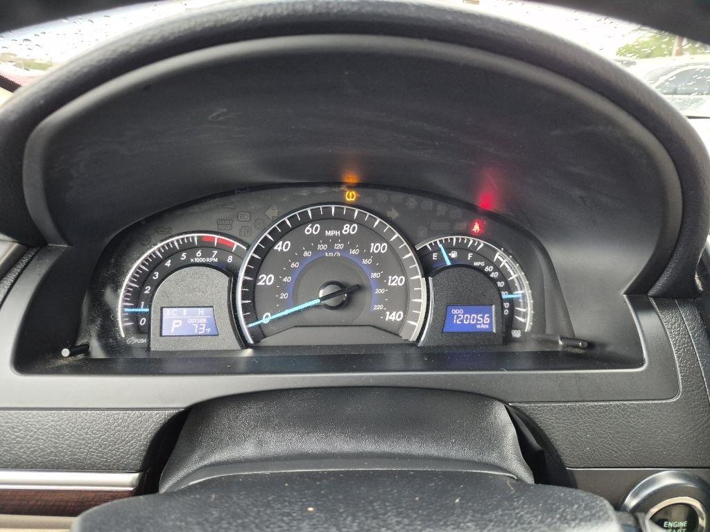 Toyota Camry  2012