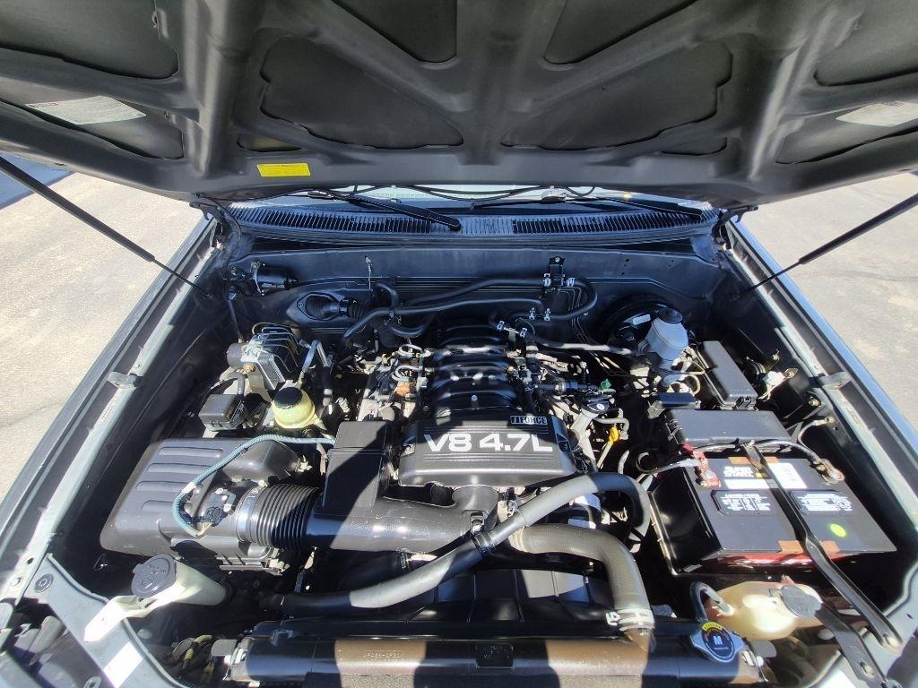 Toyota Sequoia  2005