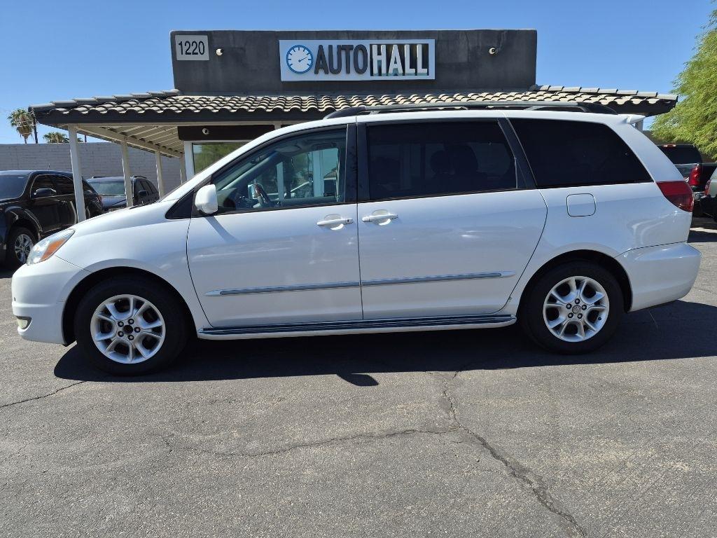 Toyota Sienna  2005