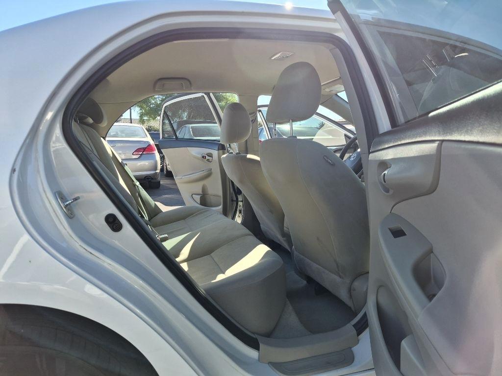Toyota Corolla  2013