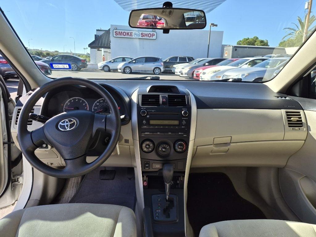 Toyota Corolla  2013