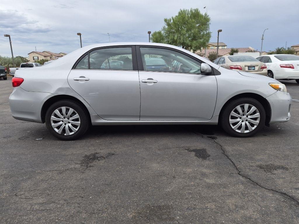 Toyota Corolla  2013