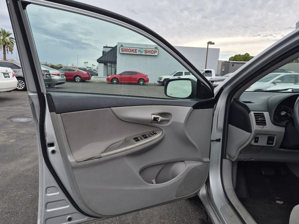 Toyota Corolla  2013