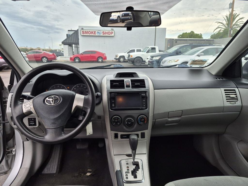 Toyota Corolla  2013