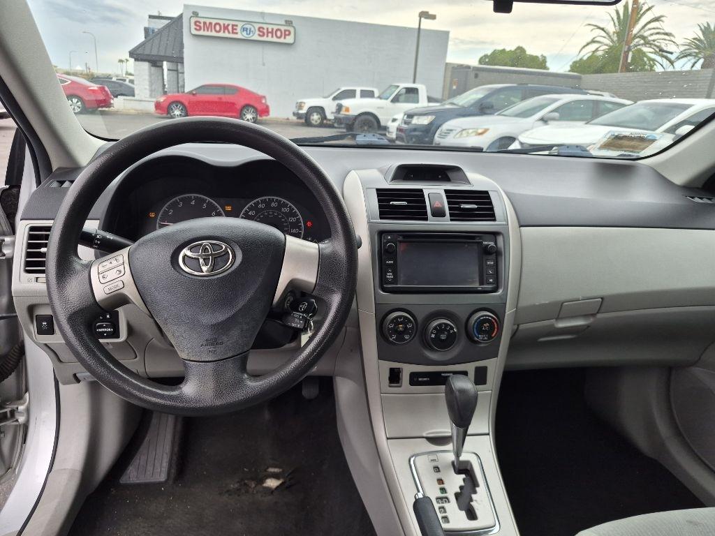 Toyota Corolla  2013