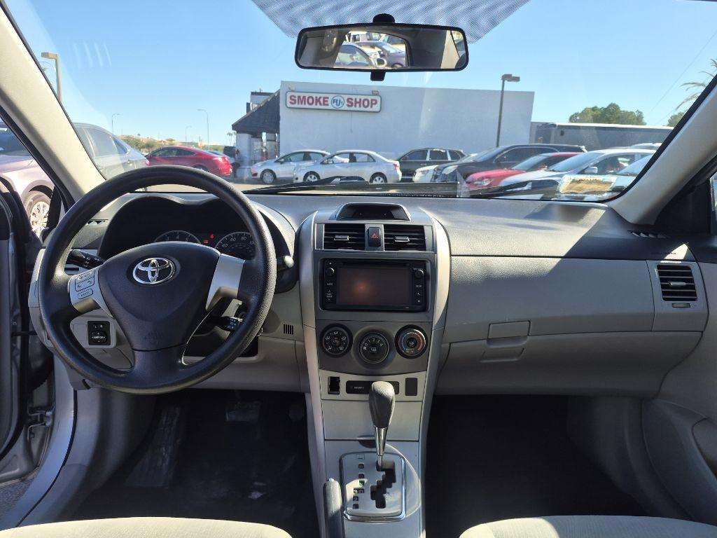 Toyota Corolla  2013