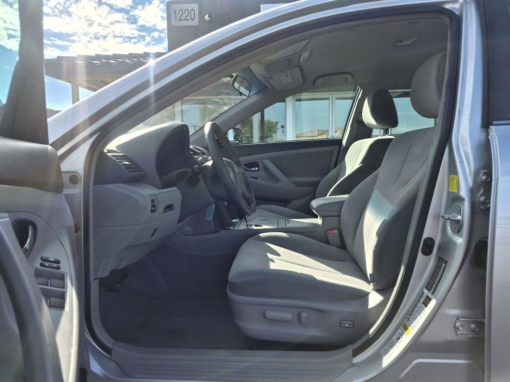 Toyota Camry  2011
