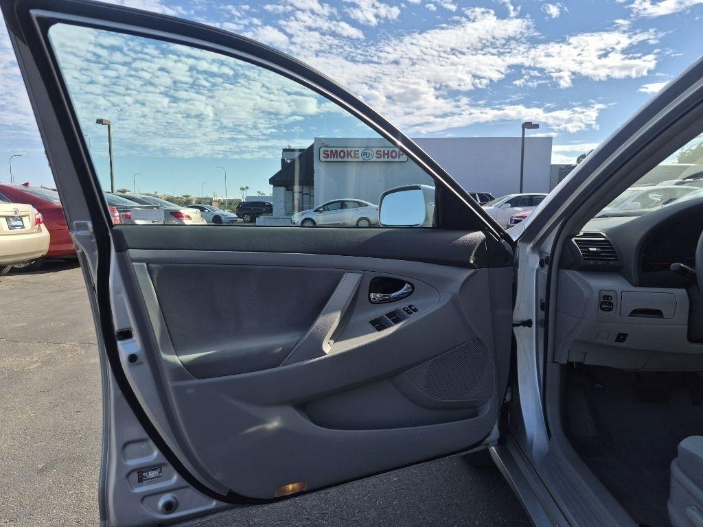 Toyota Camry  2011