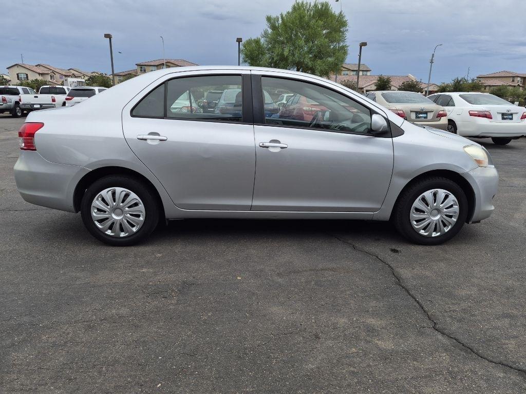 Toyota Yaris  2012