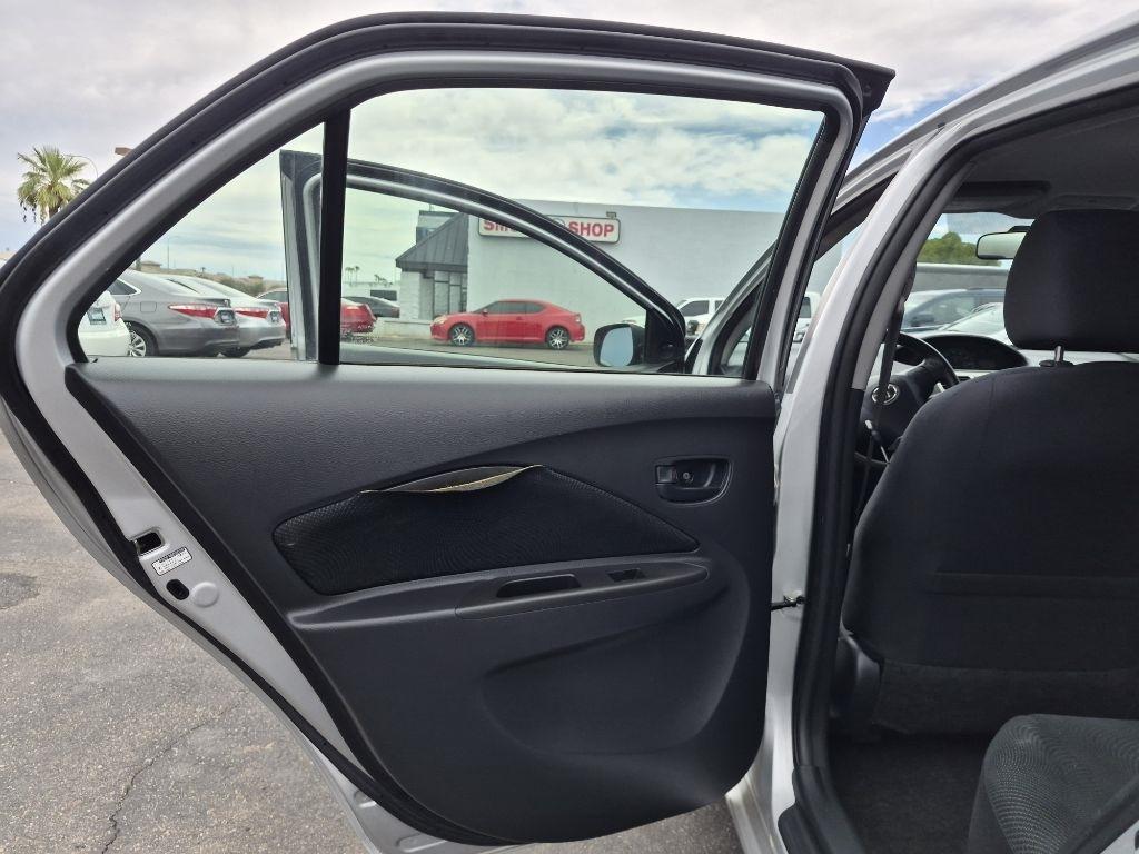 Toyota Yaris  2012