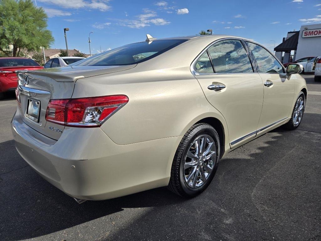 Lexus ES 350  2011
