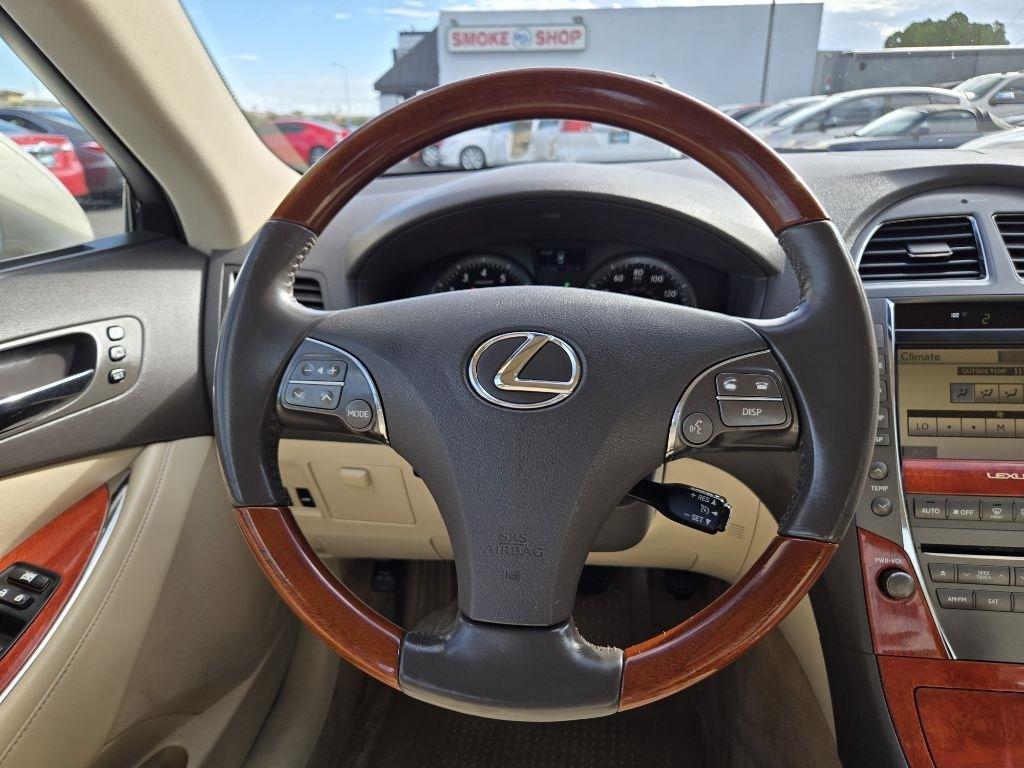 Lexus ES 350  2011