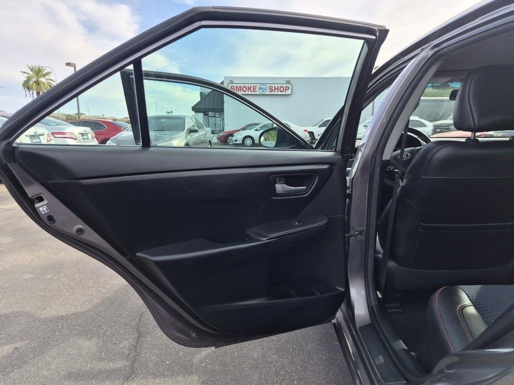 Toyota Camry  2015