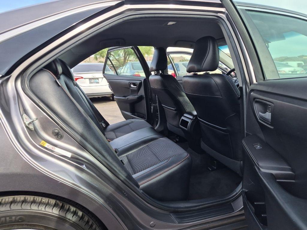 Toyota Camry  2015