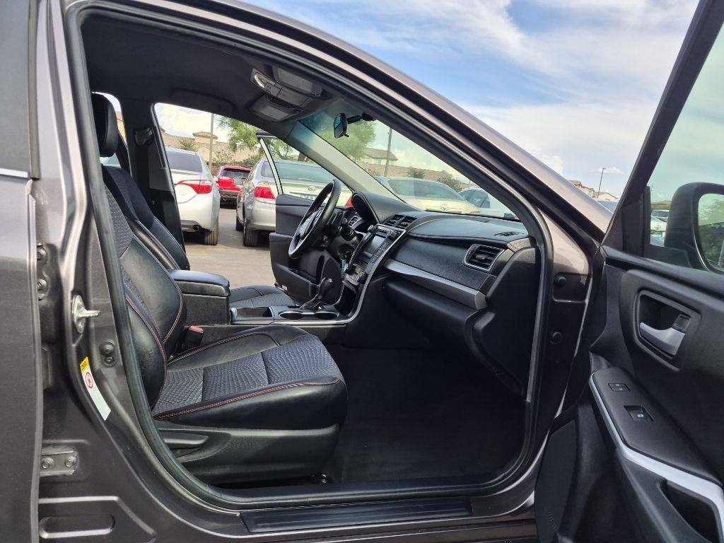 Toyota Camry  2015