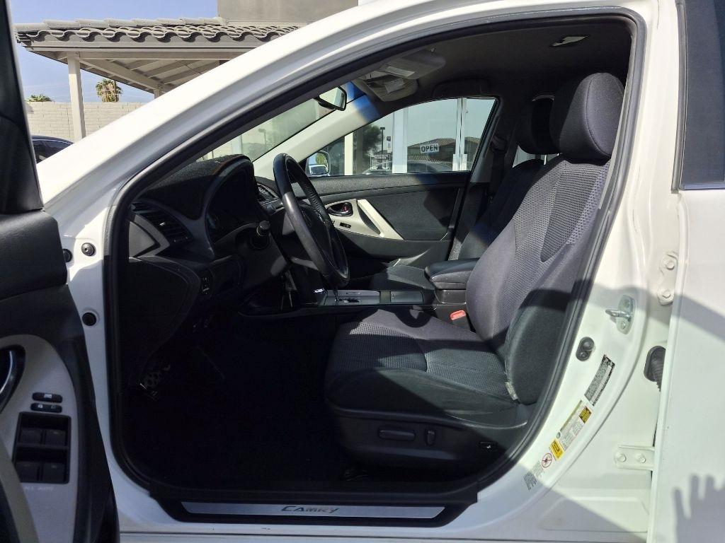 Toyota Camry  2010