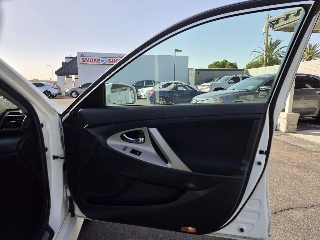 Toyota Camry  2010