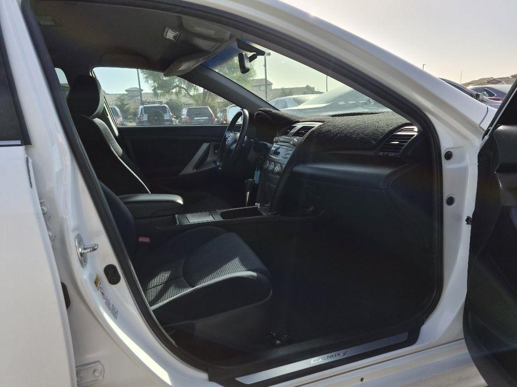 Toyota Camry  2010