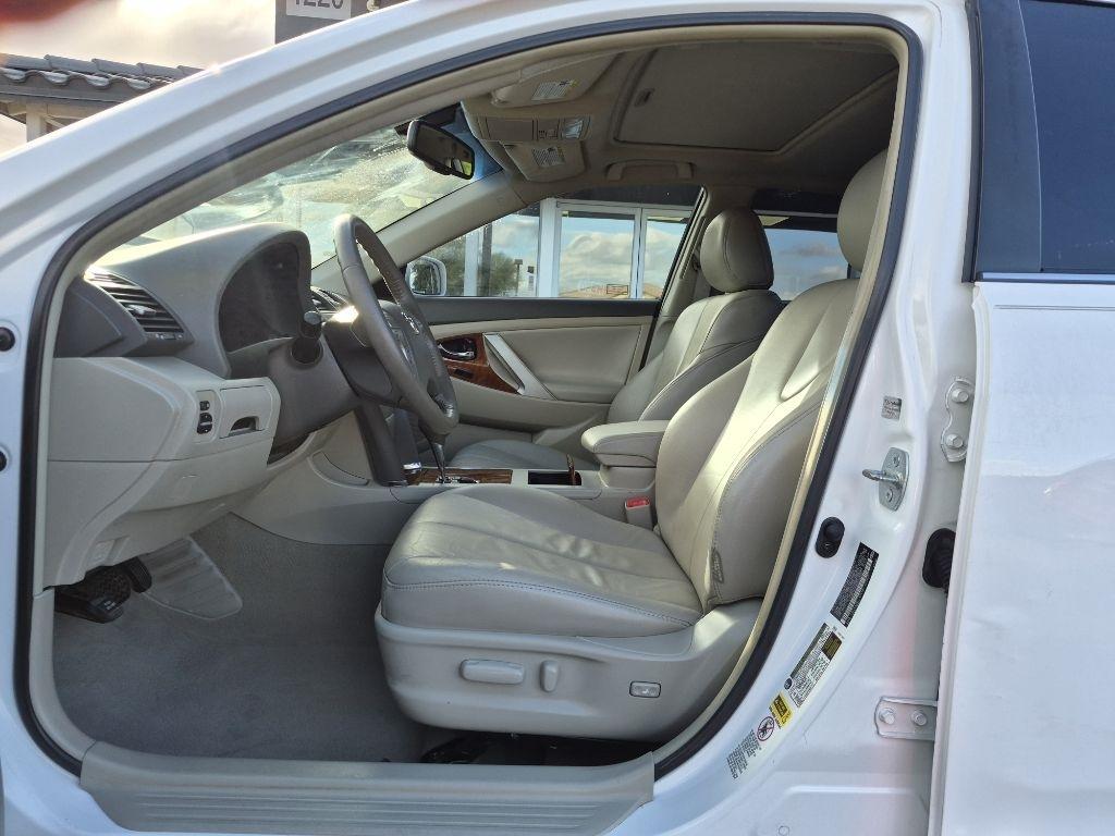 Toyota Camry  2008