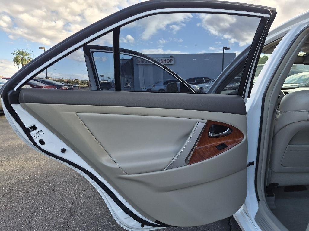Toyota Camry  2008