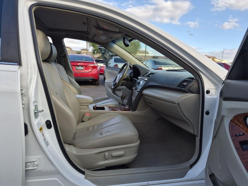 Toyota Camry  2008