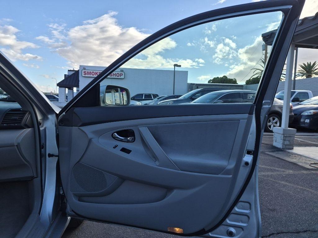 Toyota Camry  2007