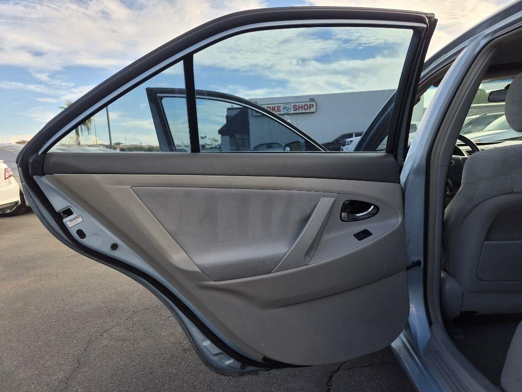 Toyota Camry  2009
