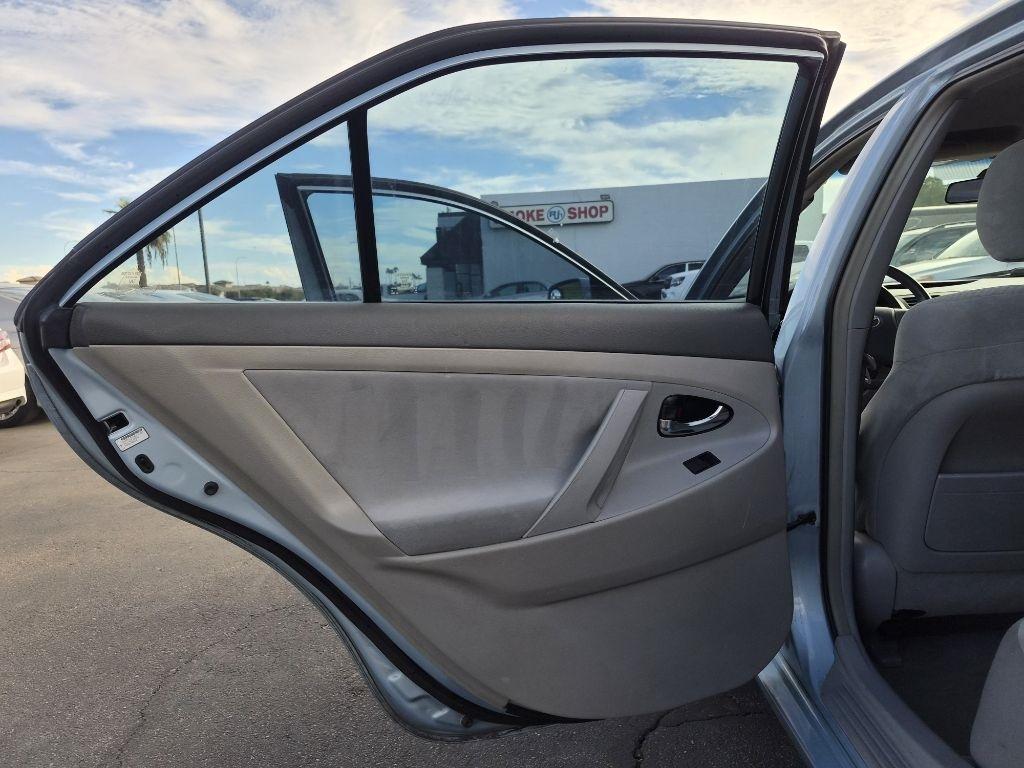 Toyota Camry  2009