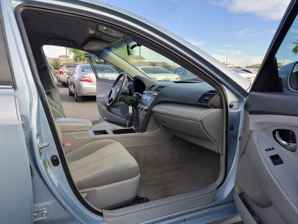 Toyota Camry  2009