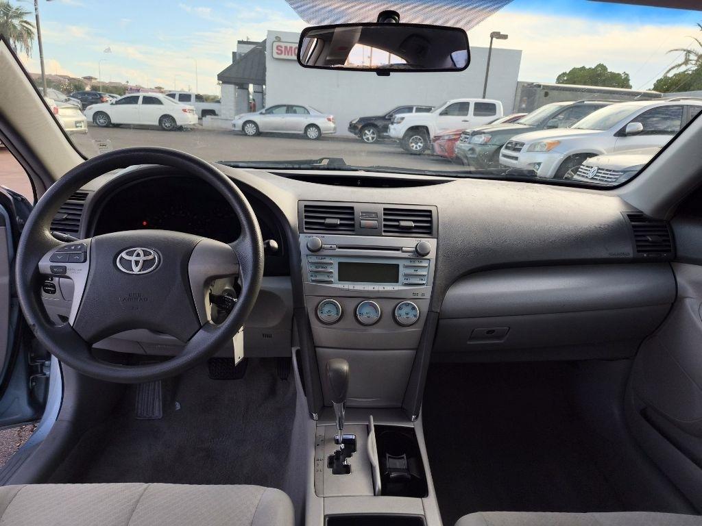 Toyota Camry  2009