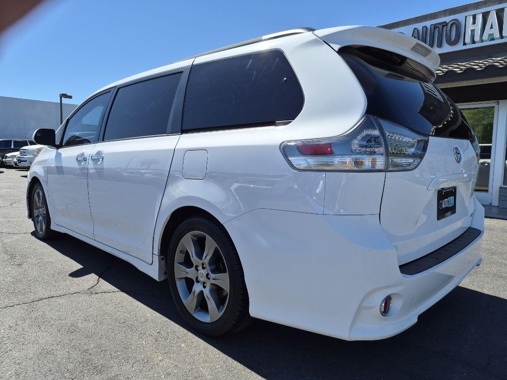Toyota Sienna  2015