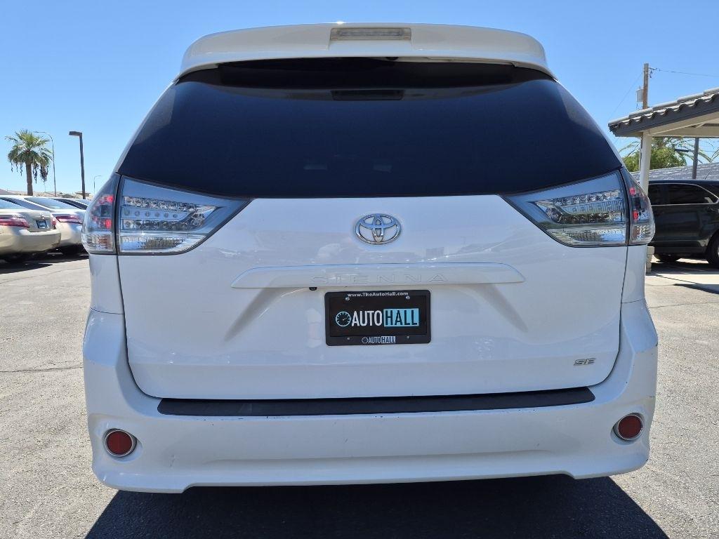 Toyota Sienna  2015
