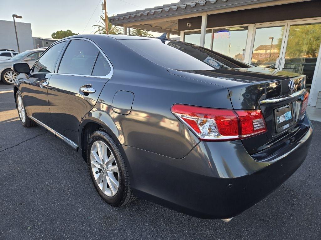 Lexus ES 350  2011