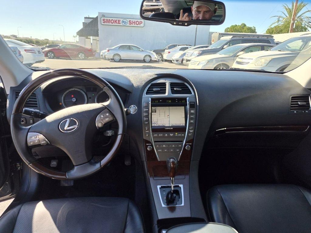 Lexus ES 350  2011