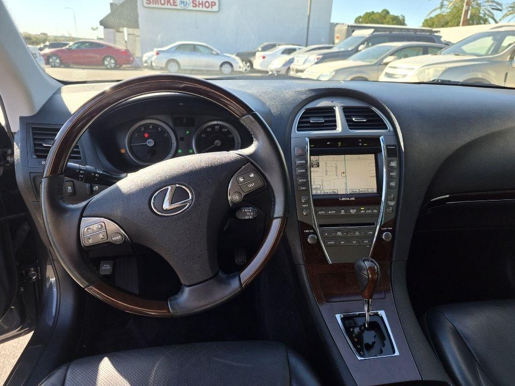 Lexus ES 350  2011