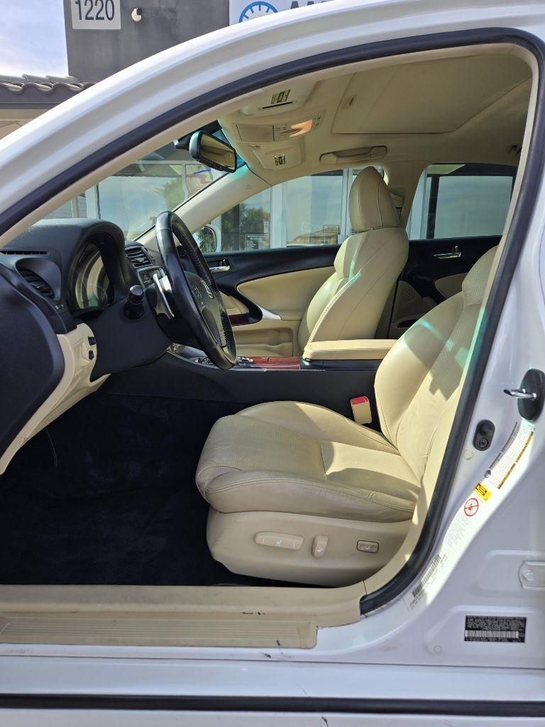 Lexus IS  2008