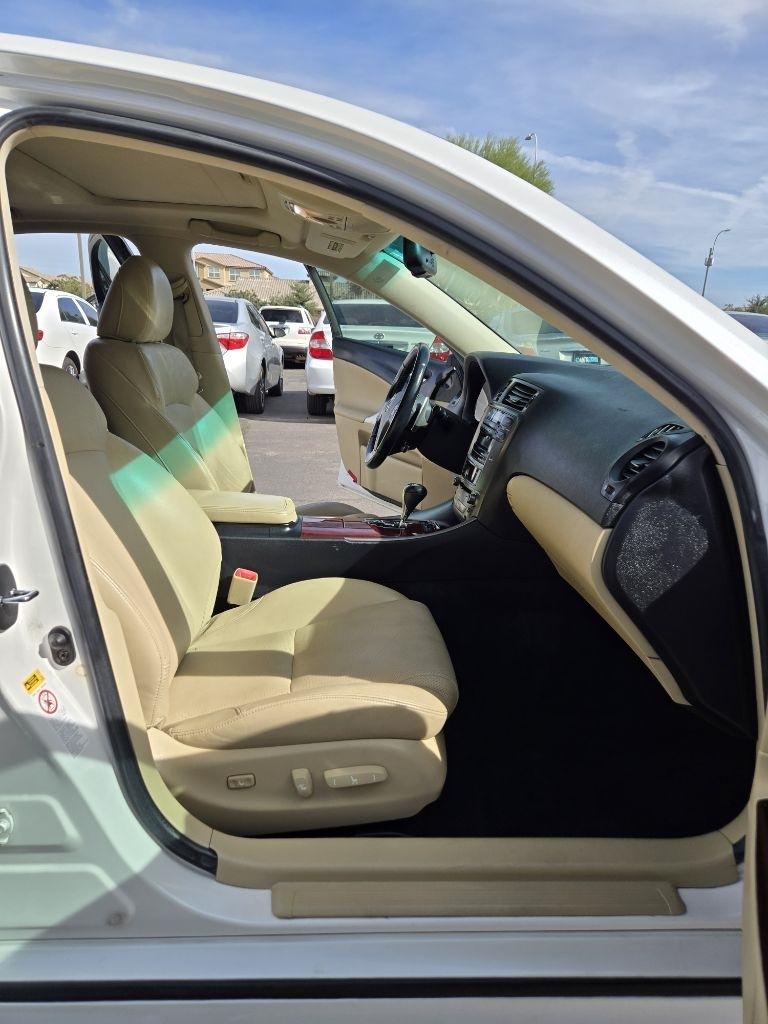 Lexus IS  2008