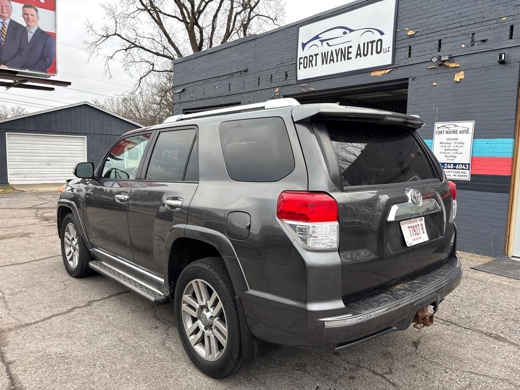 Toyota 4Runner  2011