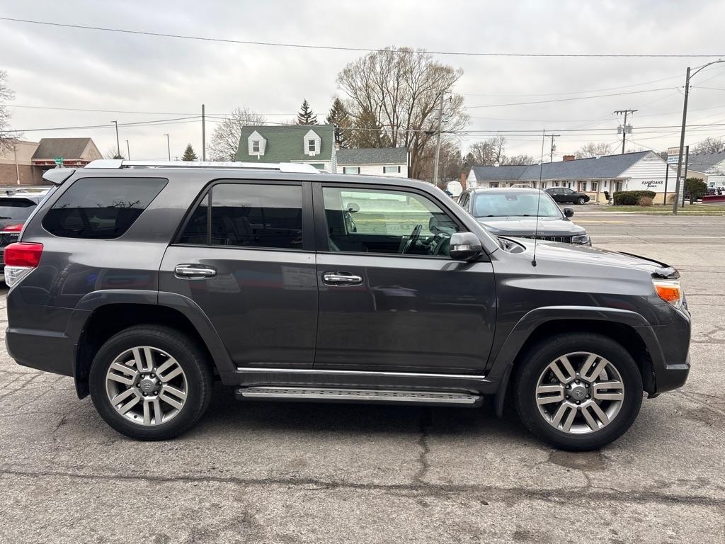 Toyota 4Runner  2011