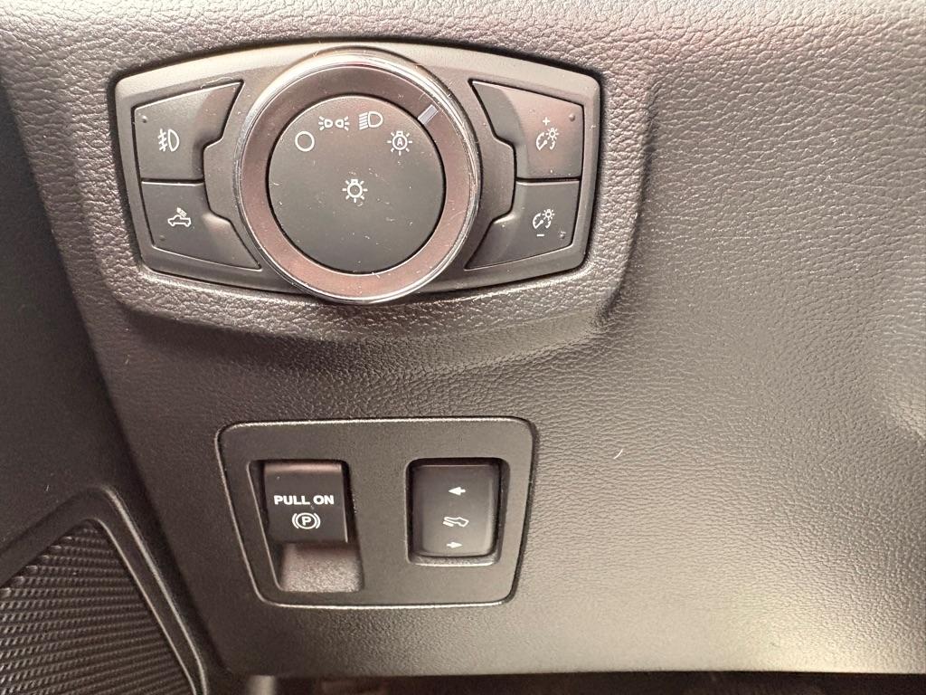 Ford F-150 XL SuperCrew 5.5-ft. Bed 4WD 2019
