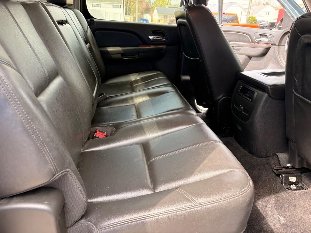 Chevrolet Silverado 1500 LTZ Crew Cab 4WD 2011