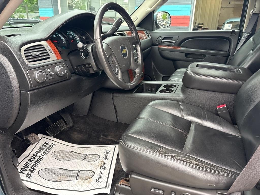 Chevrolet Silverado 1500 LTZ Crew Cab 4WD 2011