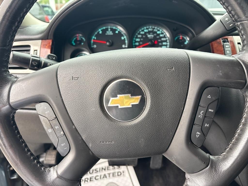 Chevrolet Silverado 1500 LTZ Crew Cab 4WD 2011