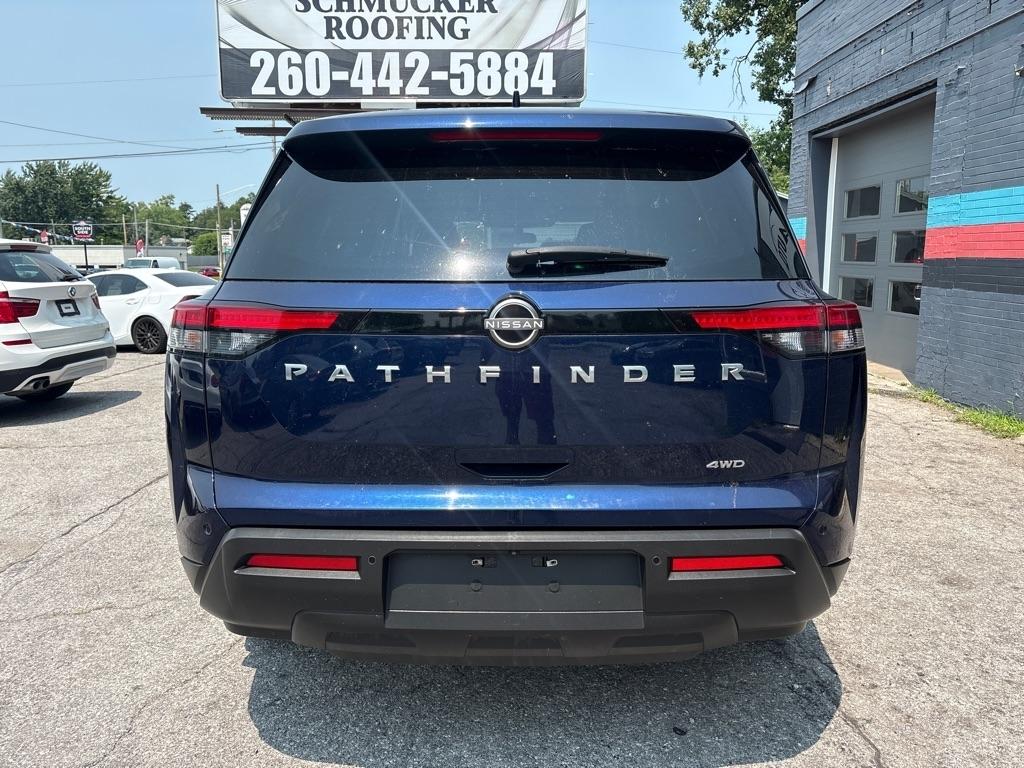 Nissan Pathfinder S 4WD 2022