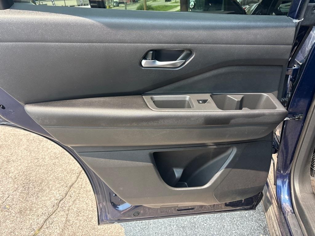 Nissan Pathfinder S 4WD 2022