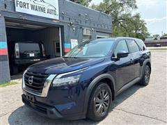 2022 Nissan Pathfinder 
