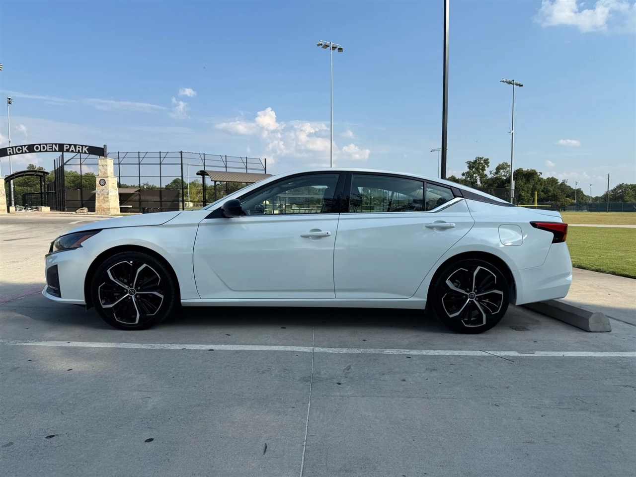 Nissan Altima 2.5 SR 2023