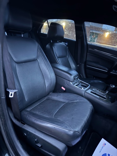 Chrysler 300 C AWD 2012