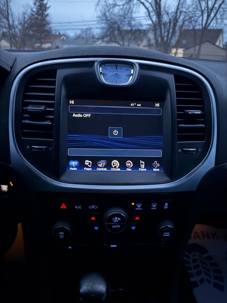 Chrysler 300 C AWD 2012