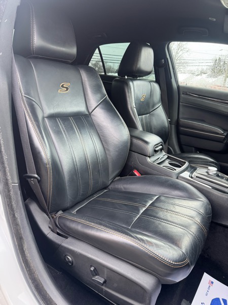 Chrysler 300 S V6 RWD 2017